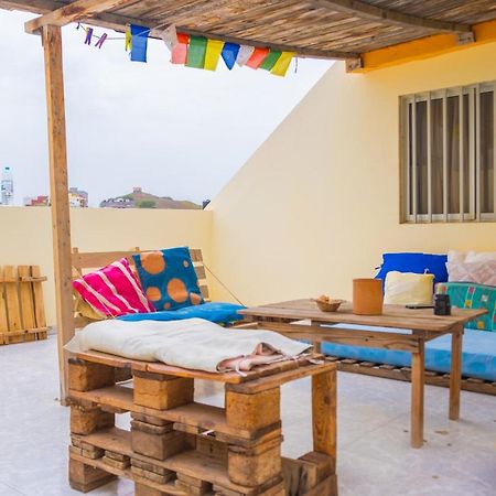 Simabo'S Backpackers' Hostel Mindelo Extérieur photo