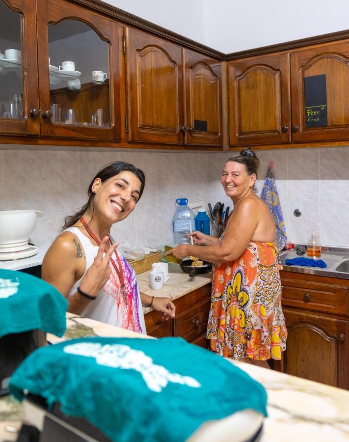 Simabo'S Backpackers' Hostel Mindelo Extérieur photo