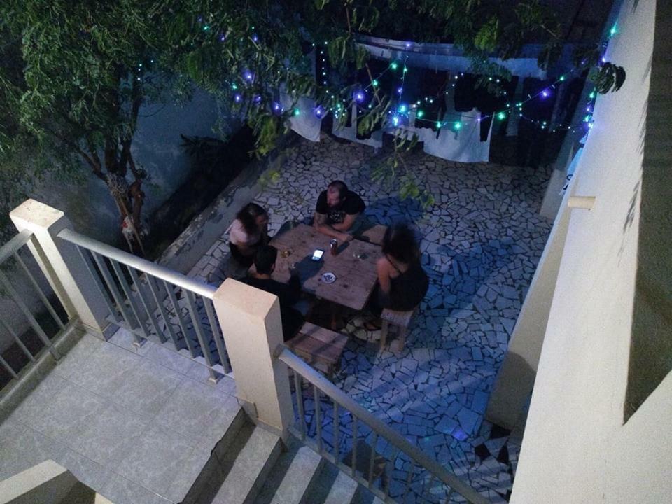 Simabo'S Backpackers' Hostel Mindelo Extérieur photo