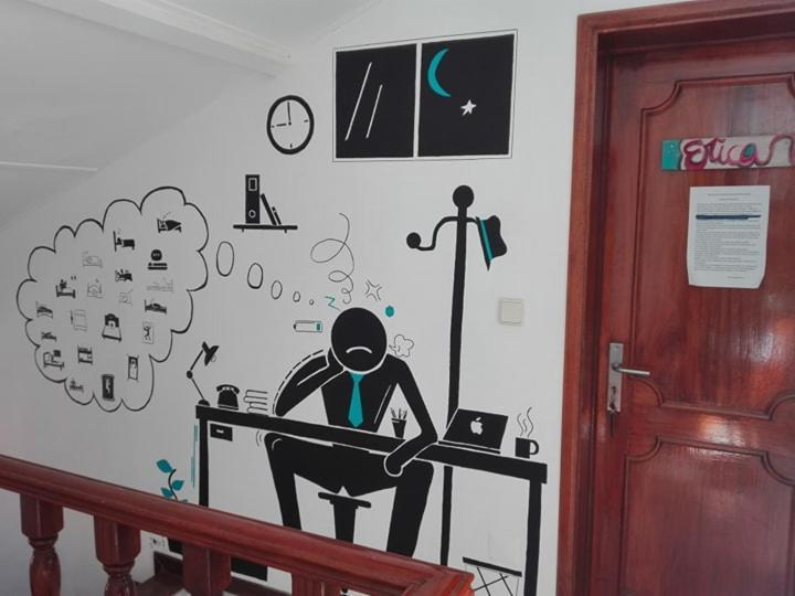 Simabo'S Backpackers' Hostel Mindelo Extérieur photo